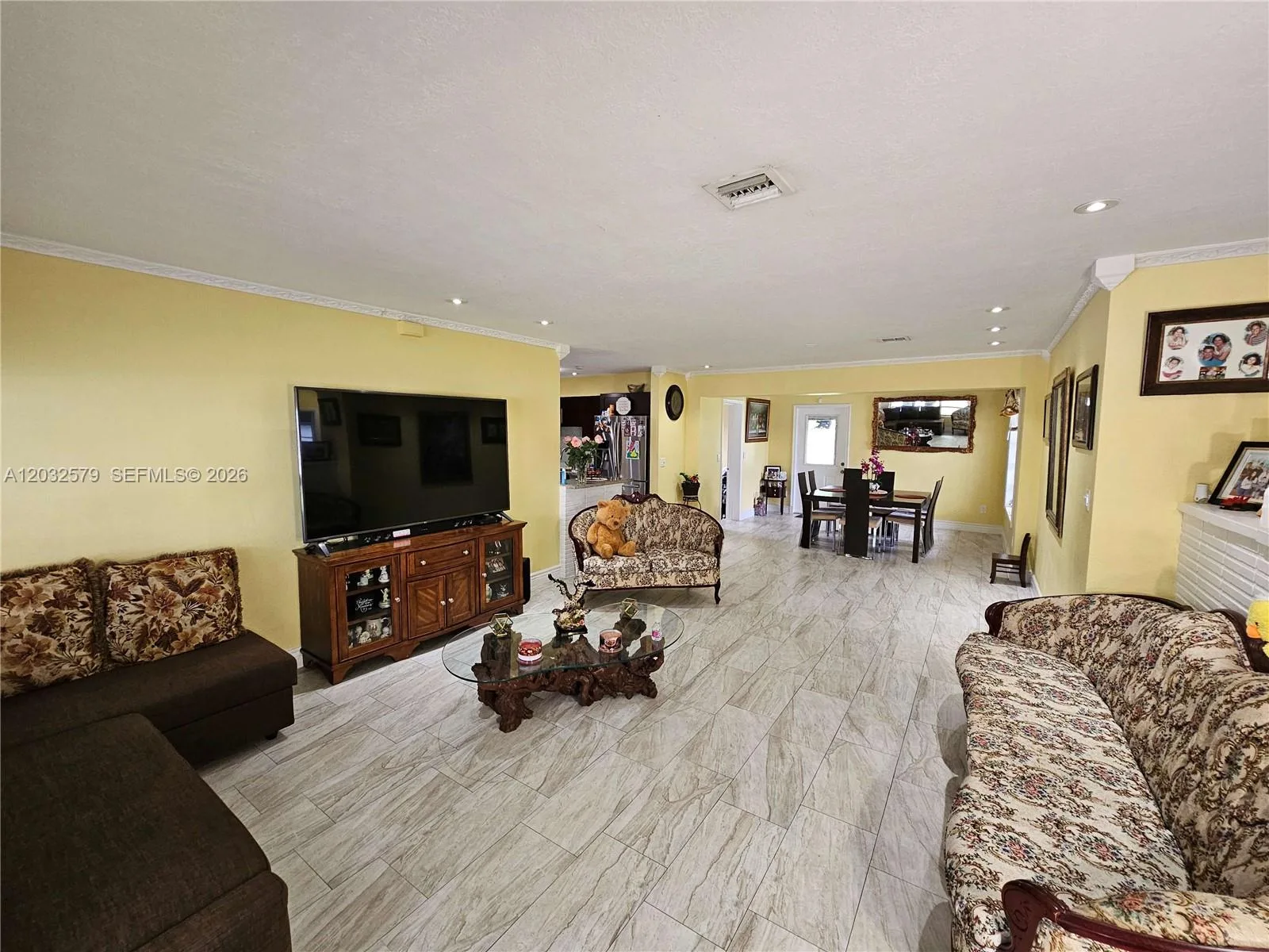 7470 Polk St, Hollywood, FL 33024 photo 3