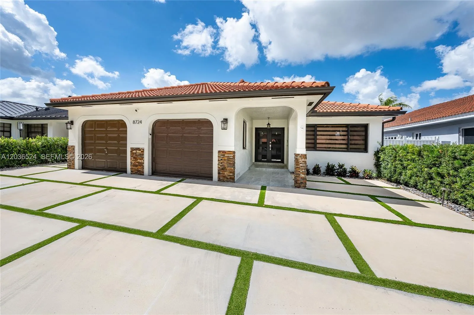 8724 NW 149th Ter, Miami Lakes, FL 33018