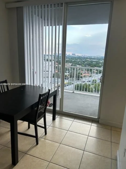 1 Glen Royal Pkwy # 1507, Miami, FL 33125 photo 5