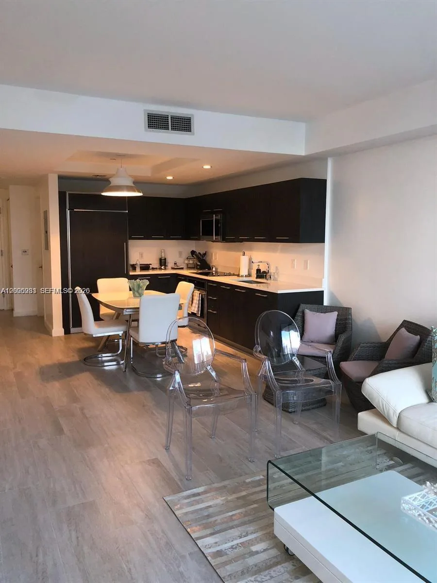 55 SW 9th St # 2604, Miami, FL 33130 photo 12