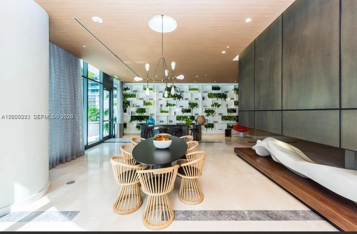 55 SW 9th St # 2604, Miami, FL 33130 photo 6