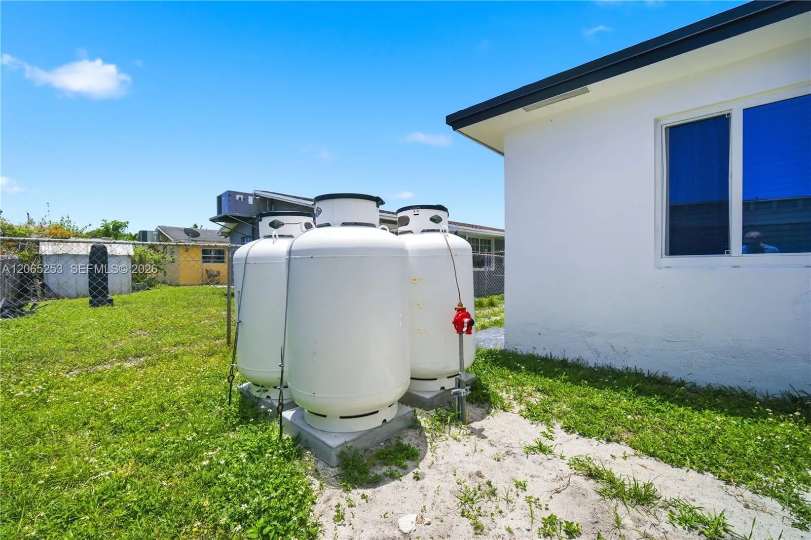 2209 SW 61st Ave, Miramar, FL 33023 photo 12