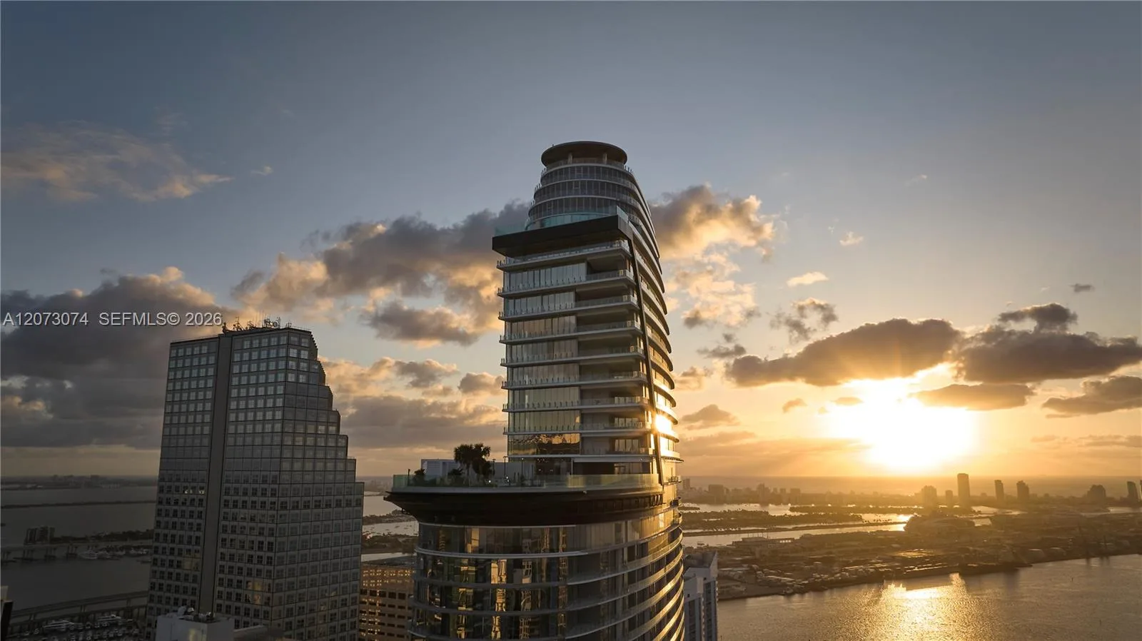 300 Biscayne Boulevard Way # 2608W, Miami, FL 33131 photo 6
