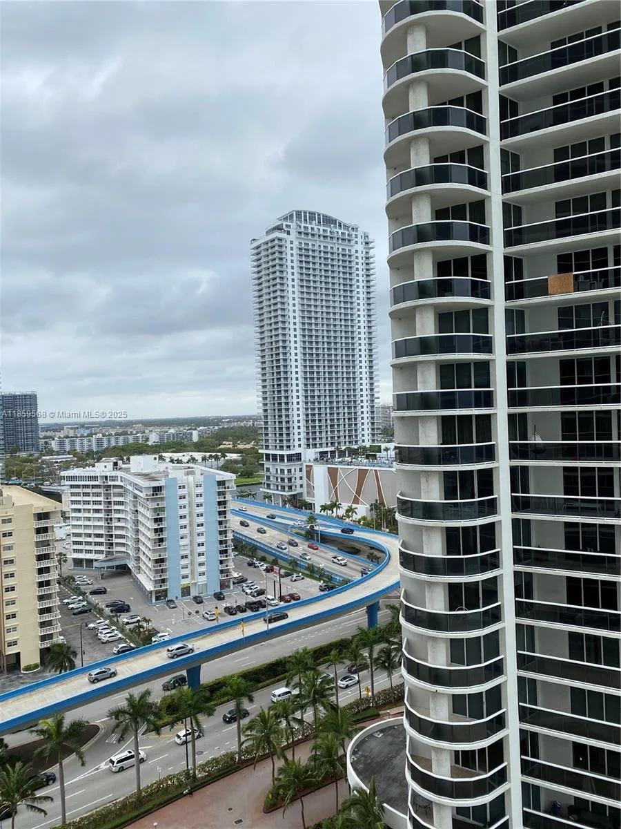 1830 S Ocean Dr # 1809, Hallandale Beach, FL 33009 photo 3