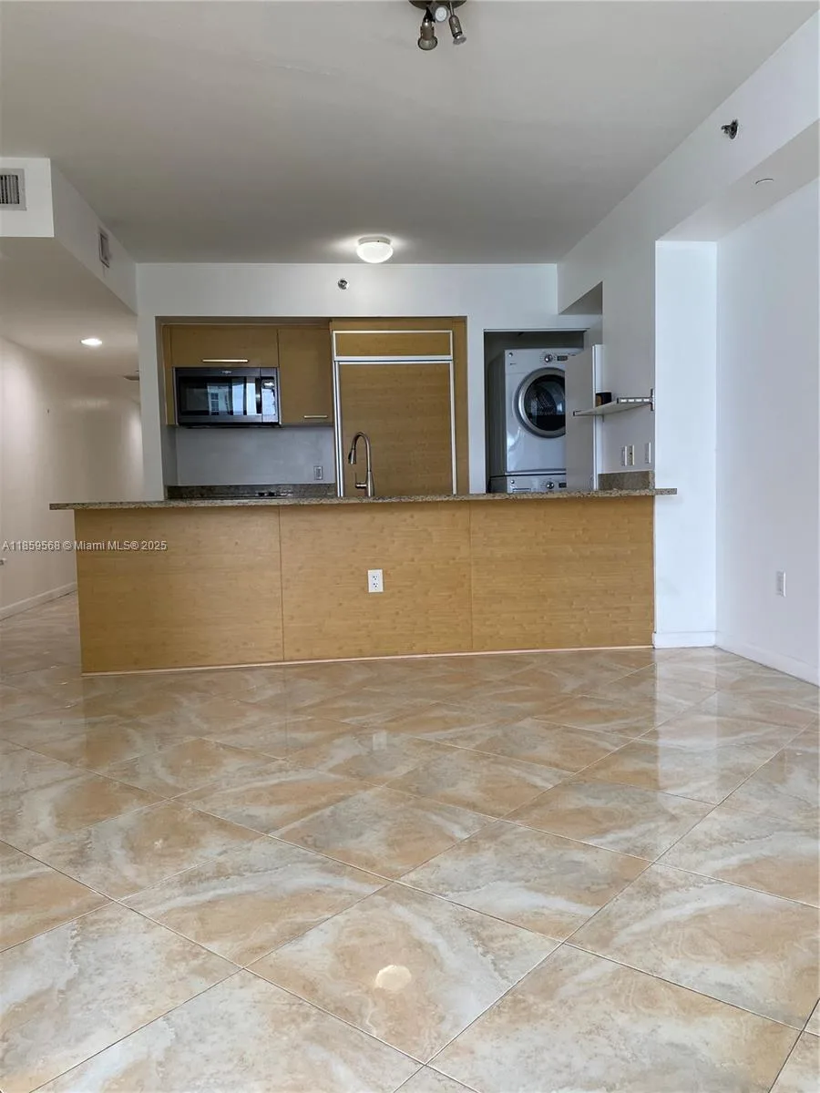 1830 S Ocean Dr # 1809, Hallandale Beach, FL 33009 photo 8