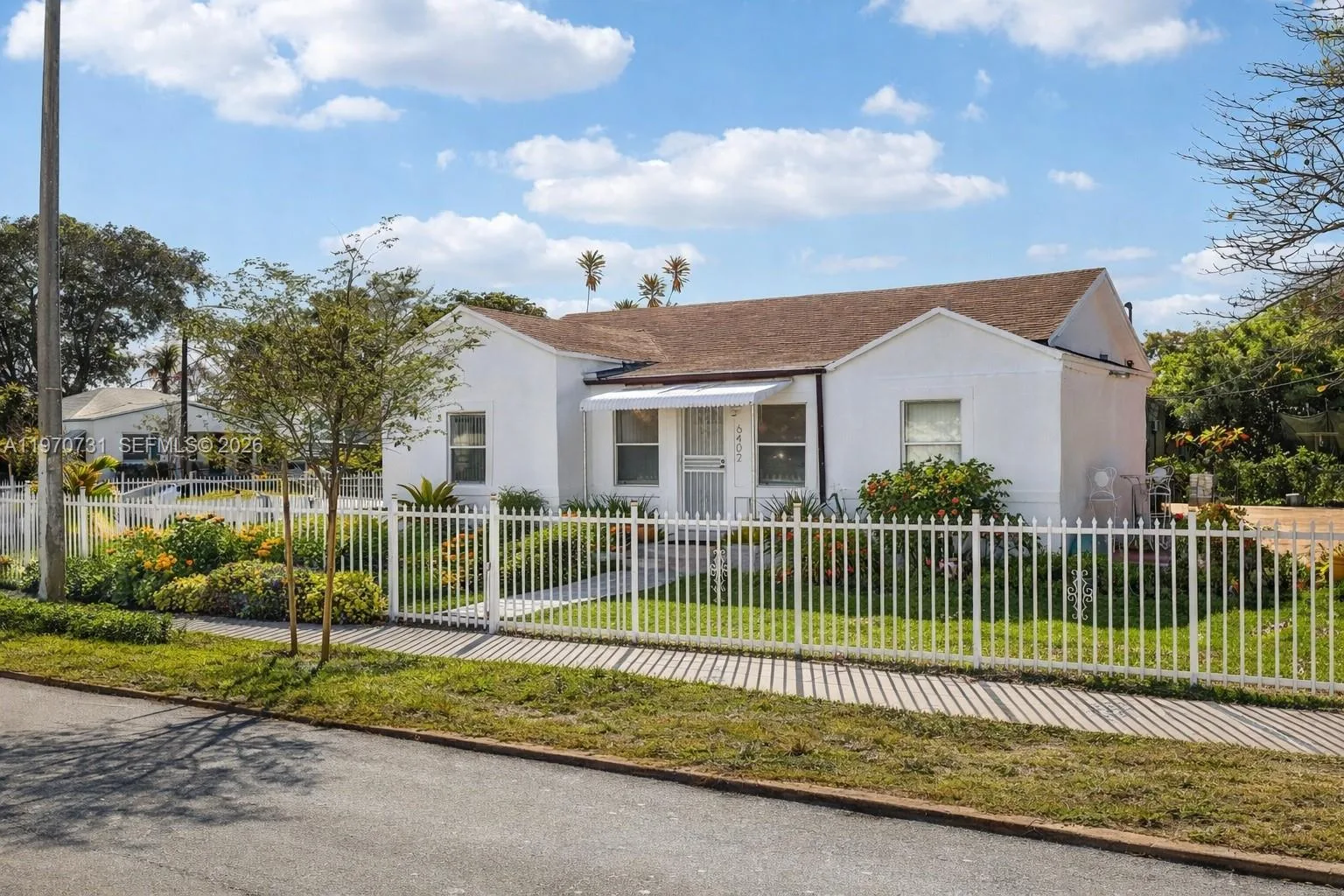 6402 NW 8th Ave, Miami, FL 33150