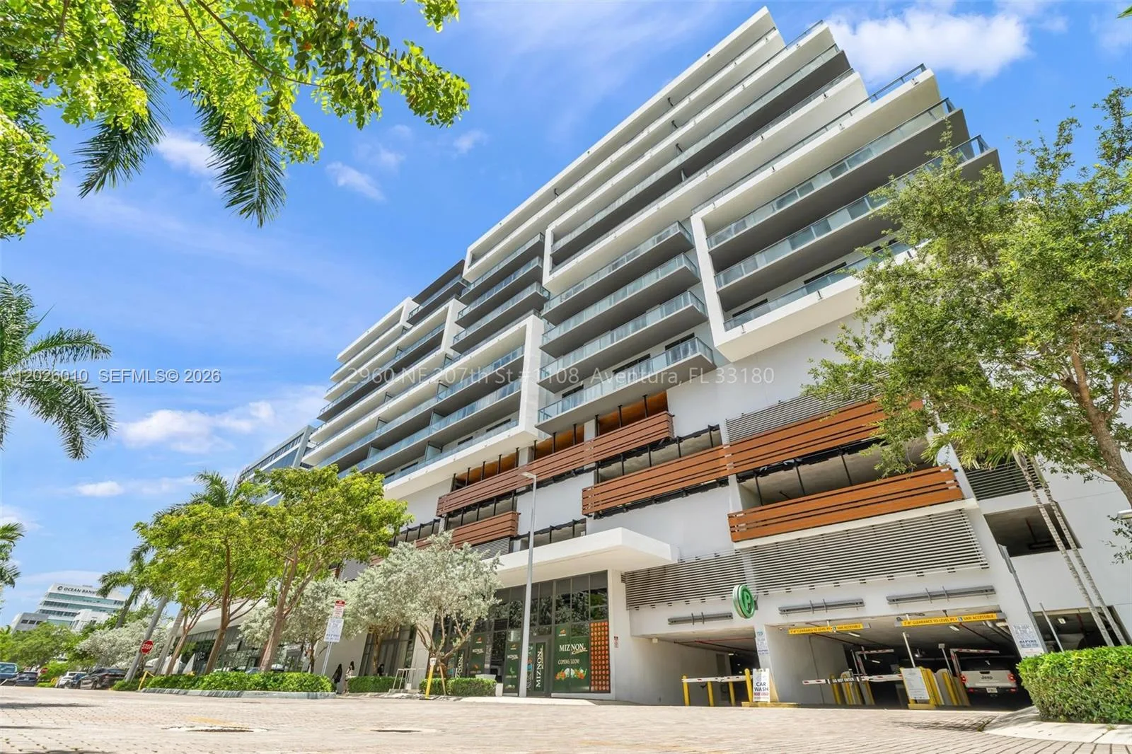 2960 NE 207th St # 1108, Aventura, FL 33180