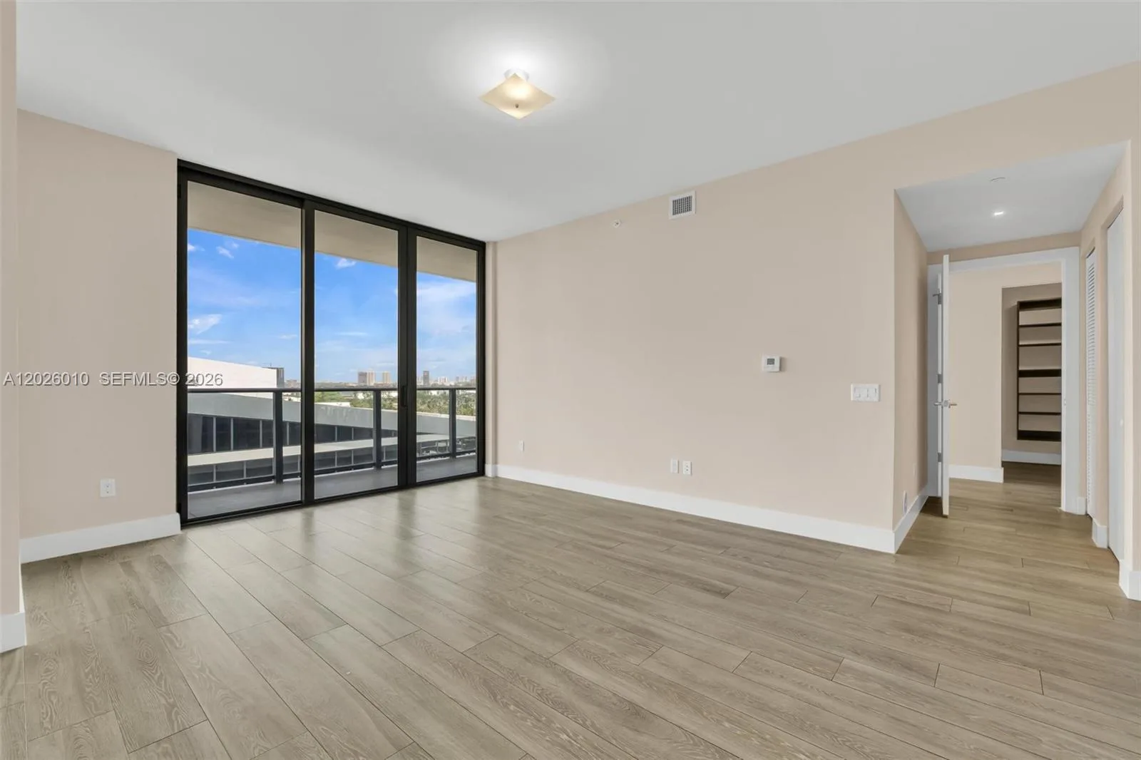 2960 NE 207th St # 1108, Aventura, FL 33180 photo 11