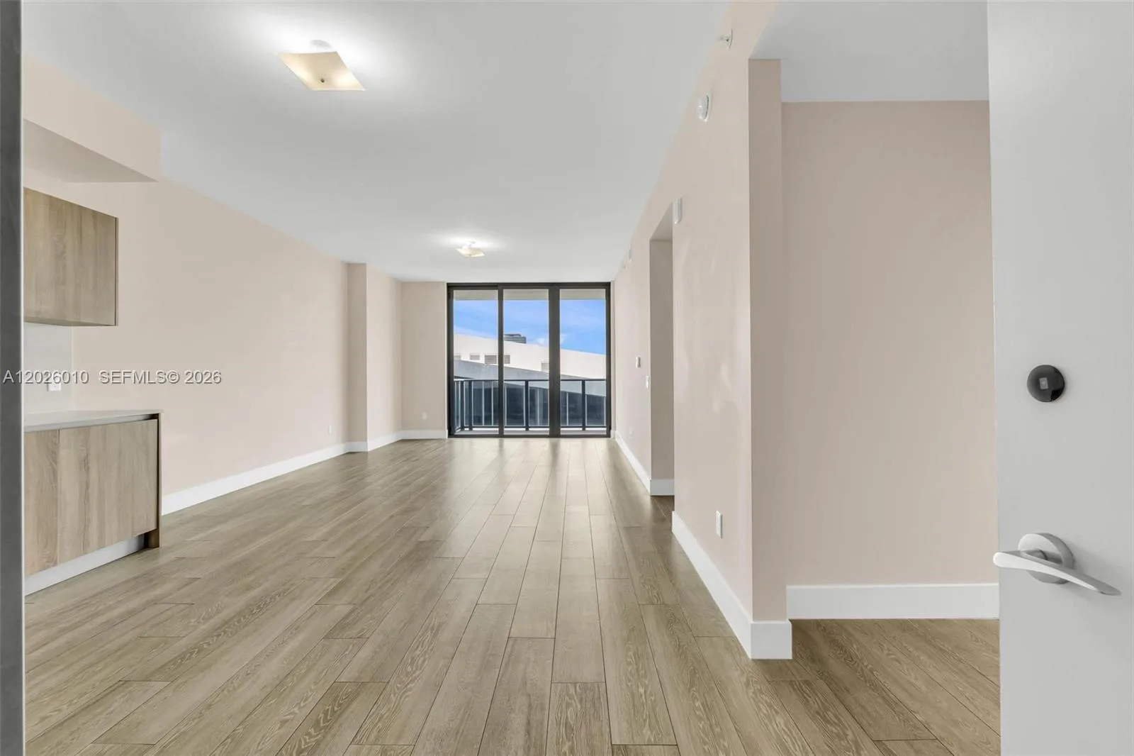 2960 NE 207th St # 1108, Aventura, FL 33180 photo 3
