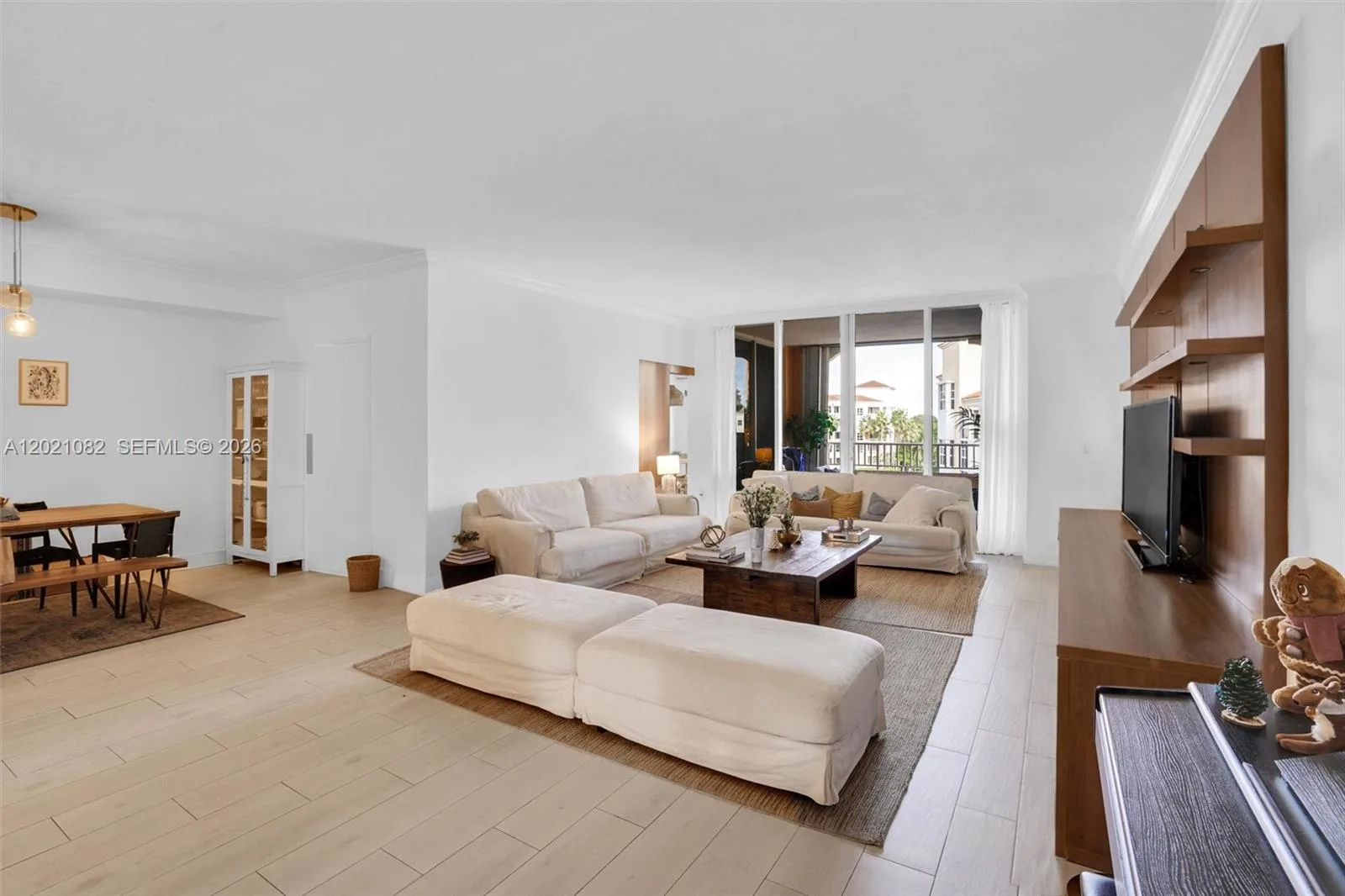 735 Crandon Blvd # 503, Key Biscayne, FL 33149