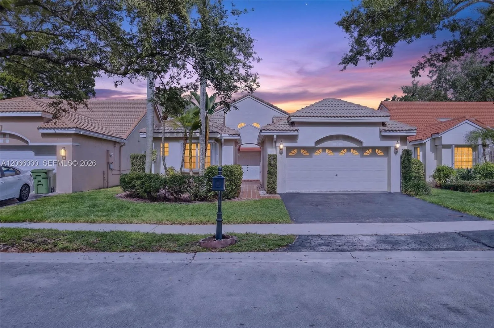 1520 Seabay Rd, Weston, FL 33326