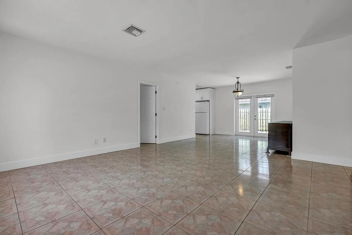 2100 N 57TH Avenue, Hollywood, FL 33021 photo 11