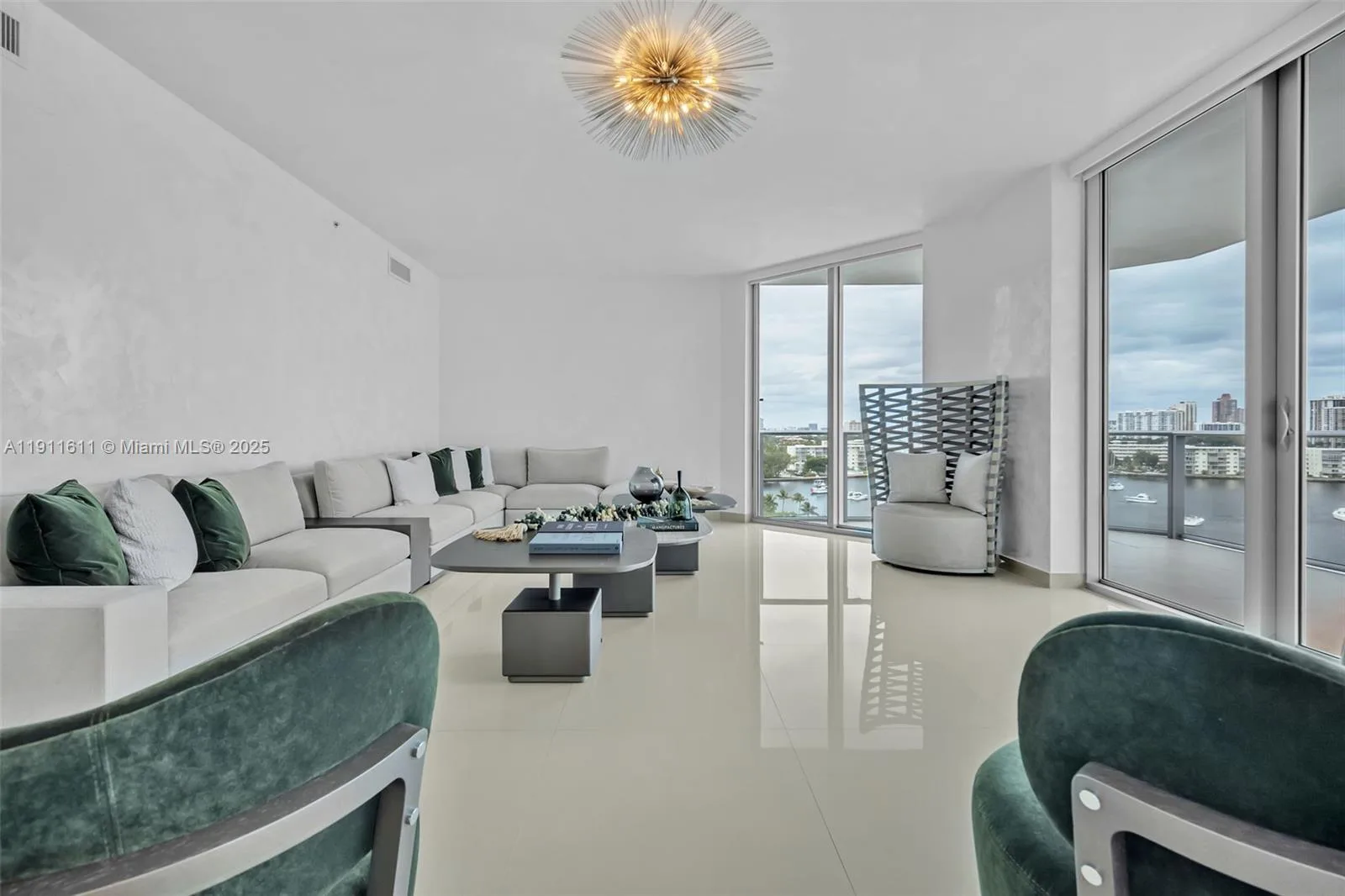 17301 Biscayne Blvd # 910, North Miami Beach, FL 33160 photo 10