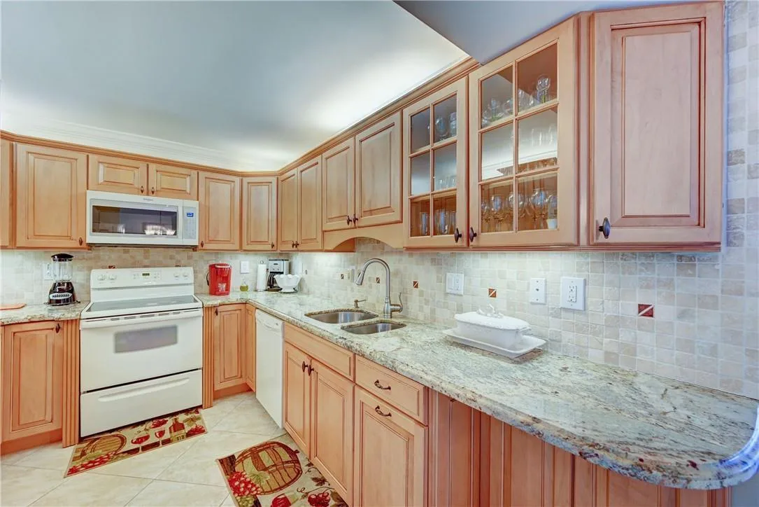 531 N Ocean Boulevard # 1505, Pompano Beach, FL 33062 photo 3