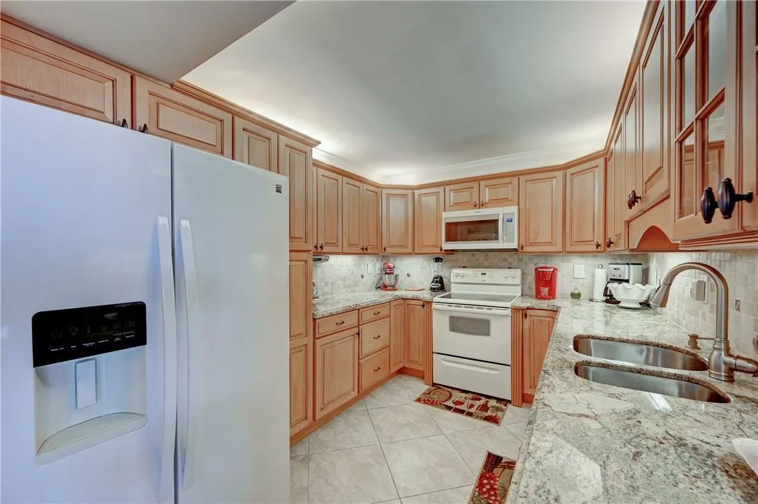 531 N Ocean Boulevard # 1505, Pompano Beach, FL 33062 photo 4