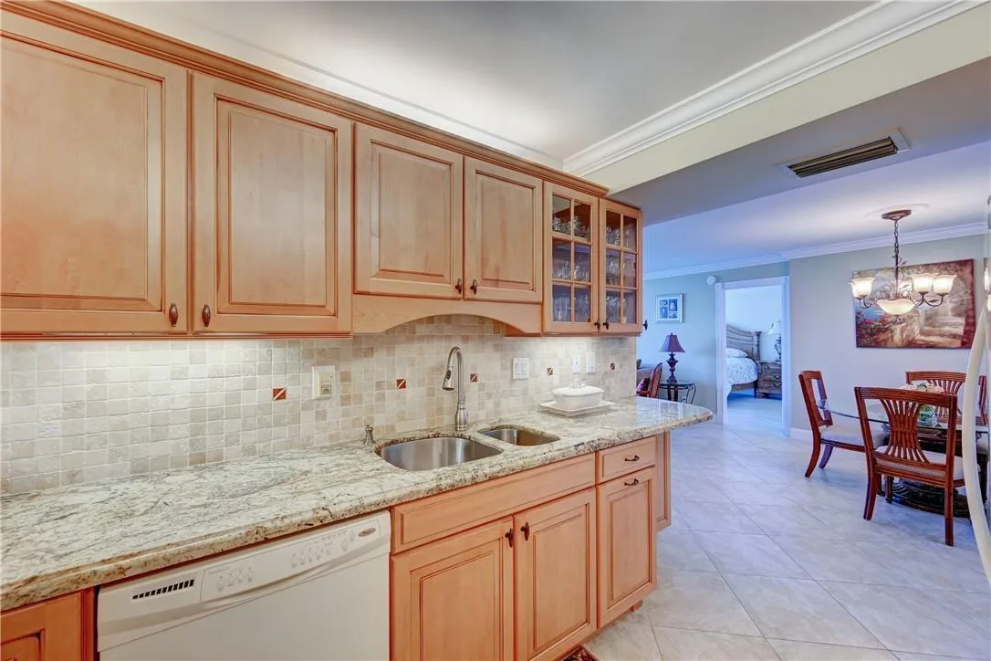 531 N Ocean Boulevard # 1505, Pompano Beach, FL 33062 photo 5