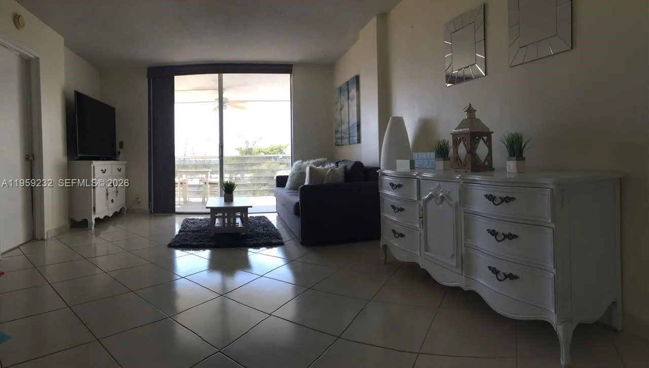 3660 NE 166th St # 611, North Miami Beach, FL 33160 photo 6