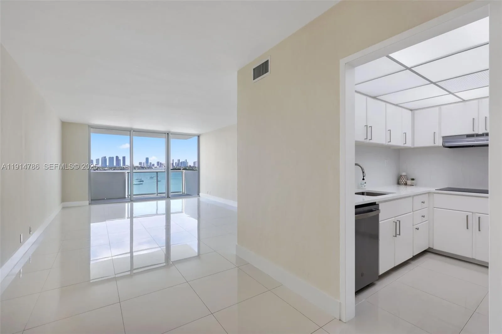 1200 west ave # 704, Miami Beach, FL 33139