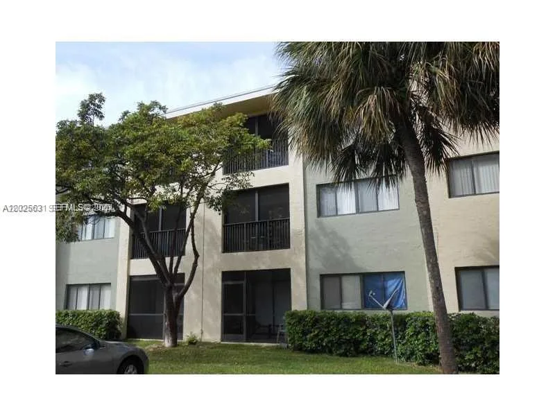 2445 SW 18th Ter # 215, Fort Lauderdale, FL 33315