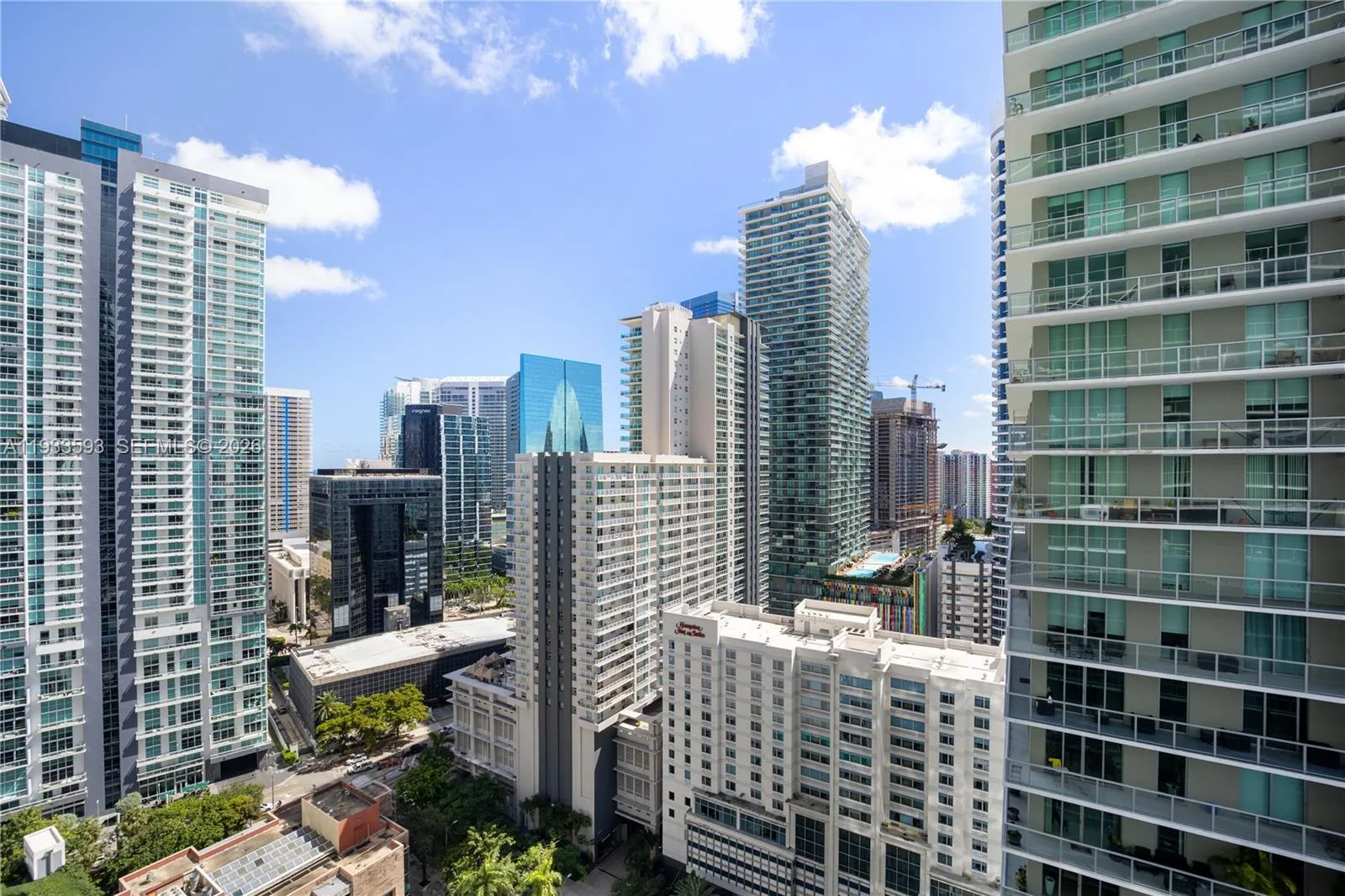 1111 SW 1st Ave # 2716-N, Miami, FL 33130
