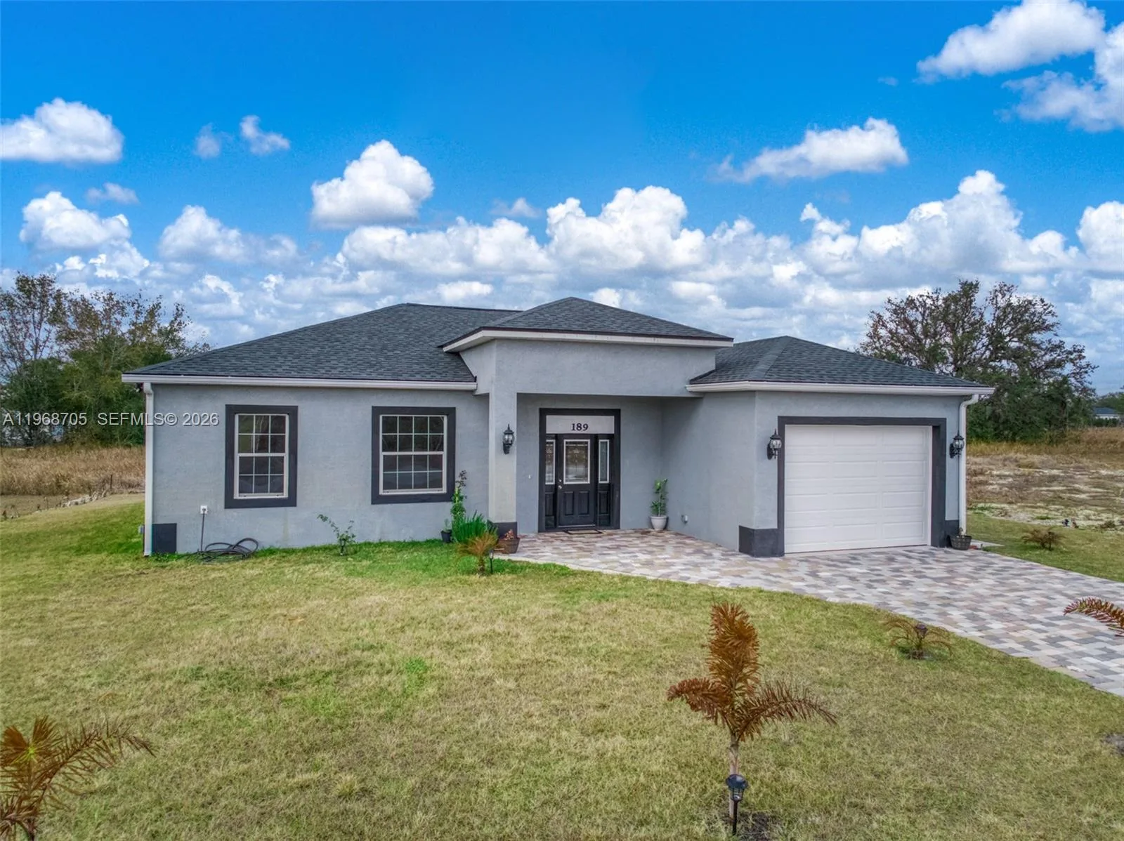 189 N Oleander, Avon Park, FL 33825 photo 2