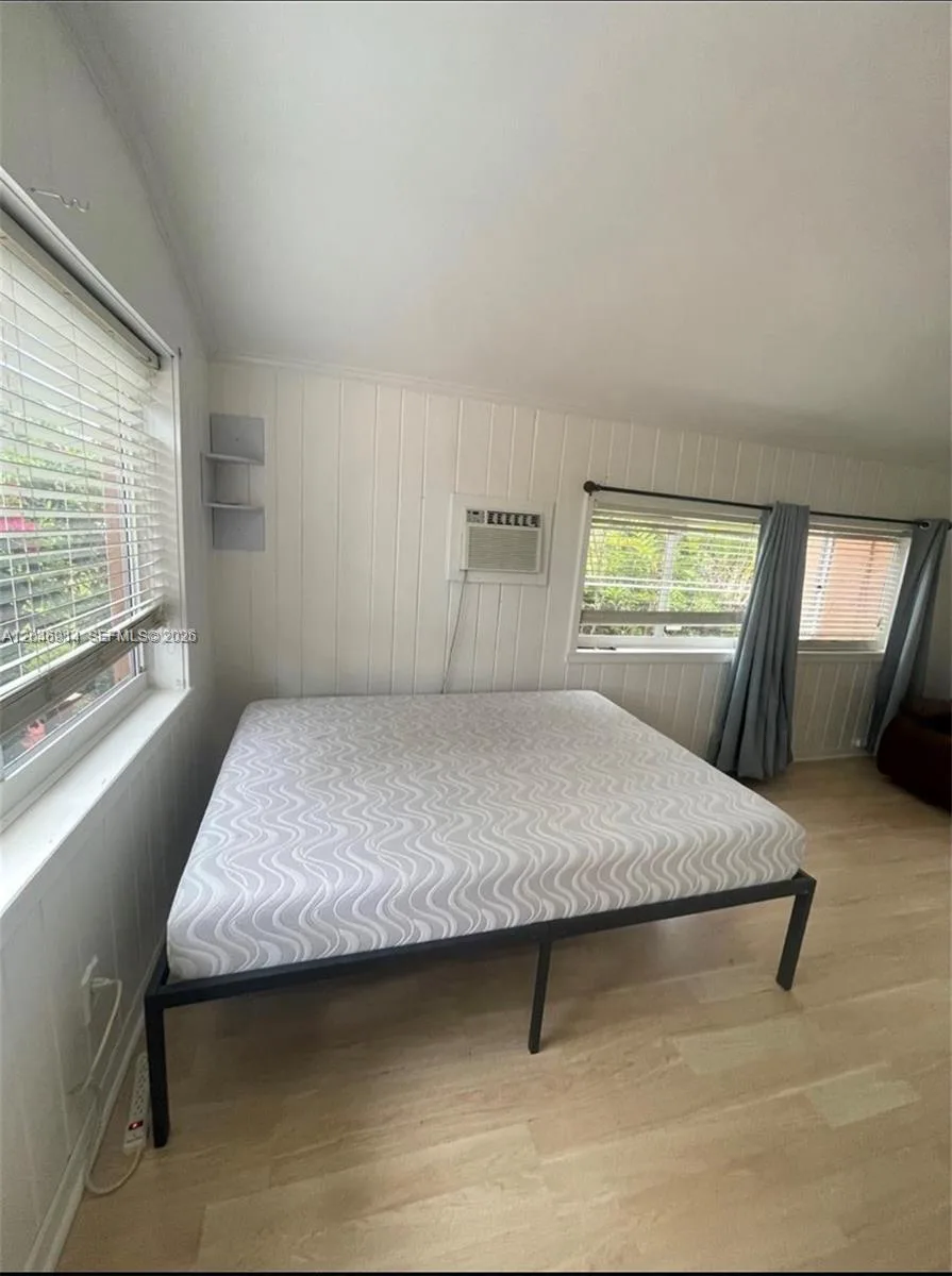 1211 NE 130th St # 1, North Miami, FL 33161 photo 2