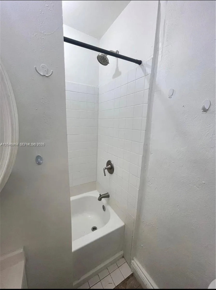 1211 NE 130th St # 1, North Miami, FL 33161 photo 6