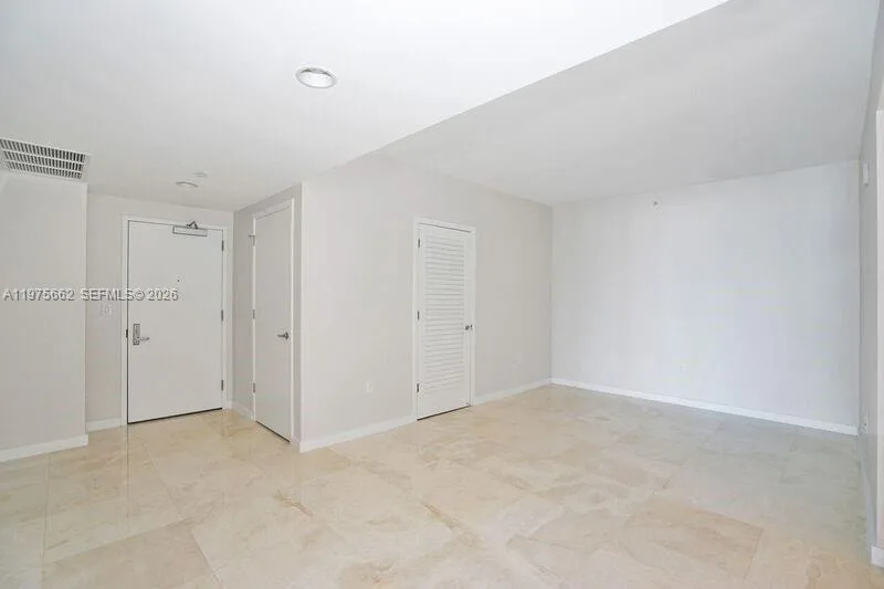 1010 Brickell Ave # 3506, Miami, FL 33131 photo 4