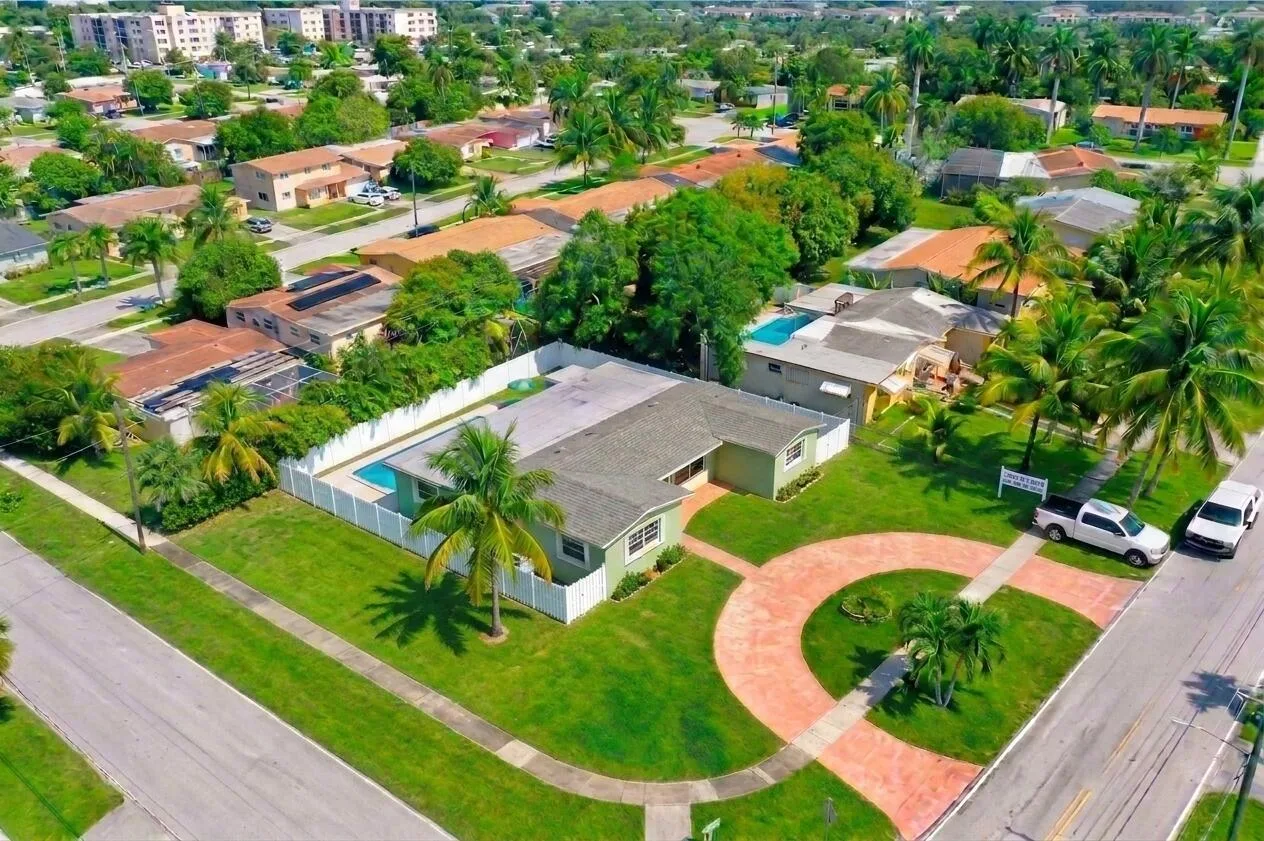 3925 NW 35TH Avenue, Lauderdale Lakes, FL 33309 photo 10