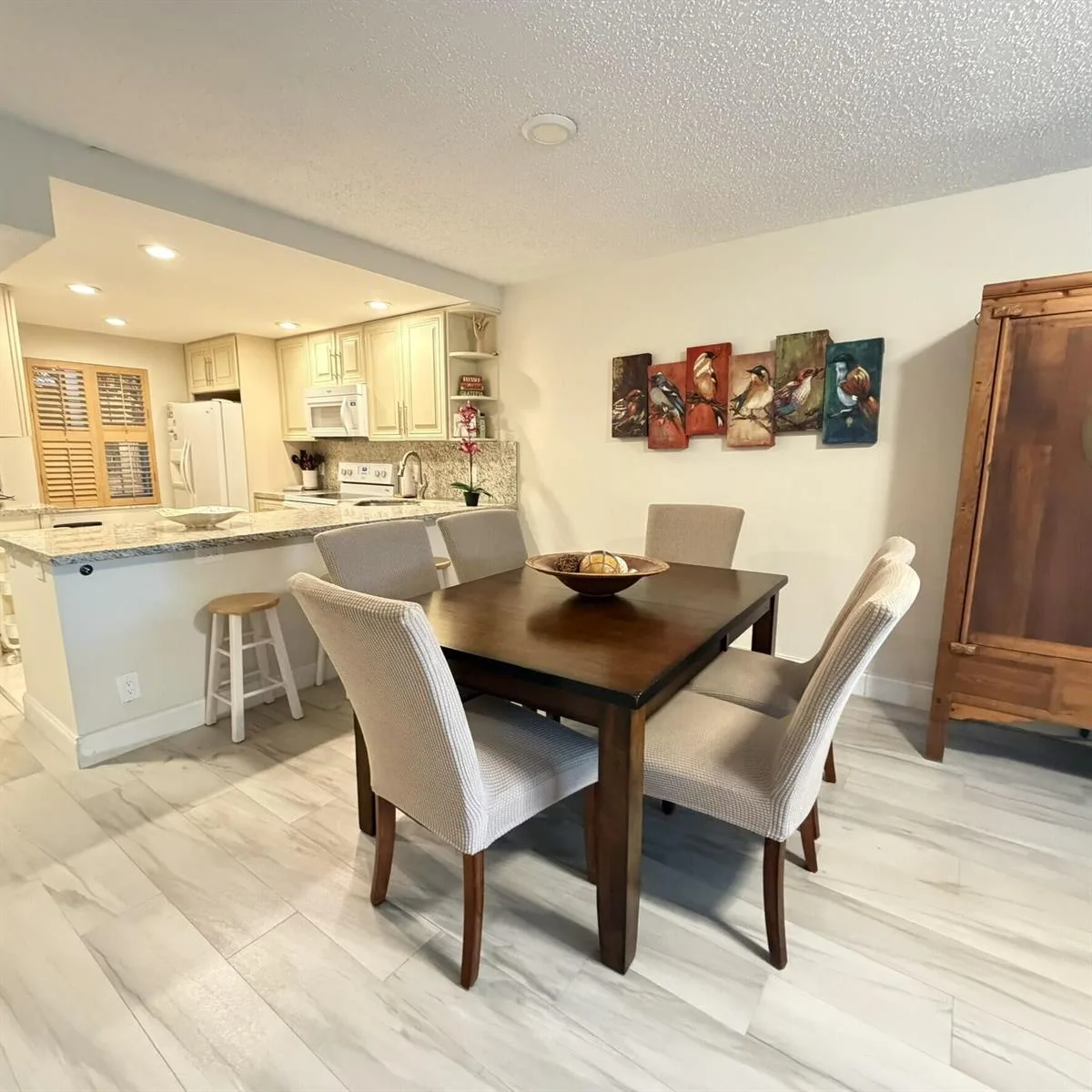 3800 OAKS CLUBHOUSE Drive # 311, Pompano Beach, FL 33069 photo 3