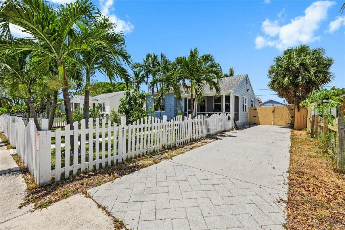 915 N K Street, FL 33460