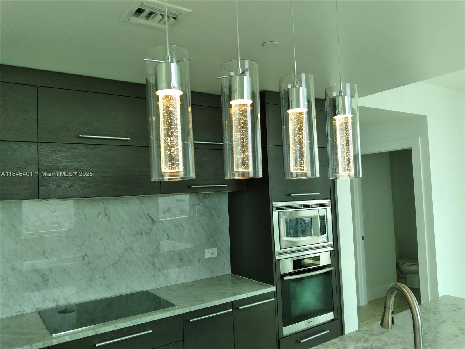 900 Biscayne Blvd # 5512, Miami, FL 33132 photo 3