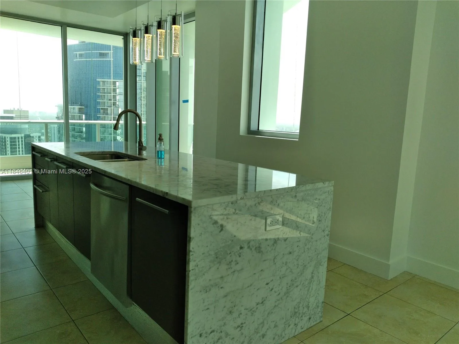 900 Biscayne Blvd # 5512, Miami, FL 33132 photo 5