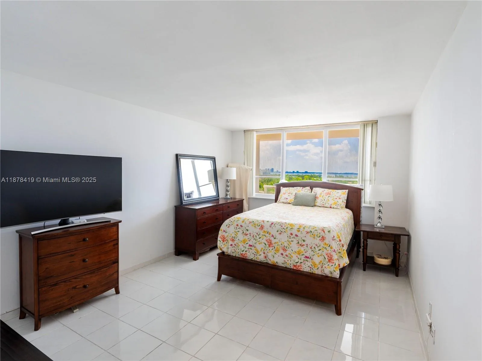 5005 Collins Ave # 1105, Miami Beach, FL 33140 photo 9
