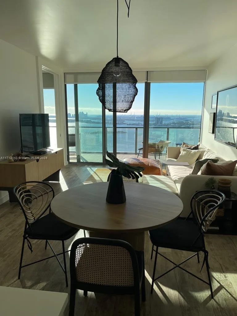 650 NE 32nd St # 3606, Miami, FL 33137 photo 10