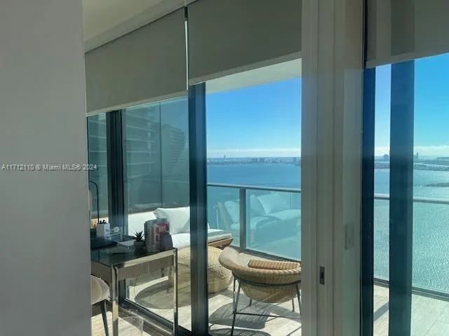 650 NE 32nd St # 3606, Miami, FL 33137 photo 2