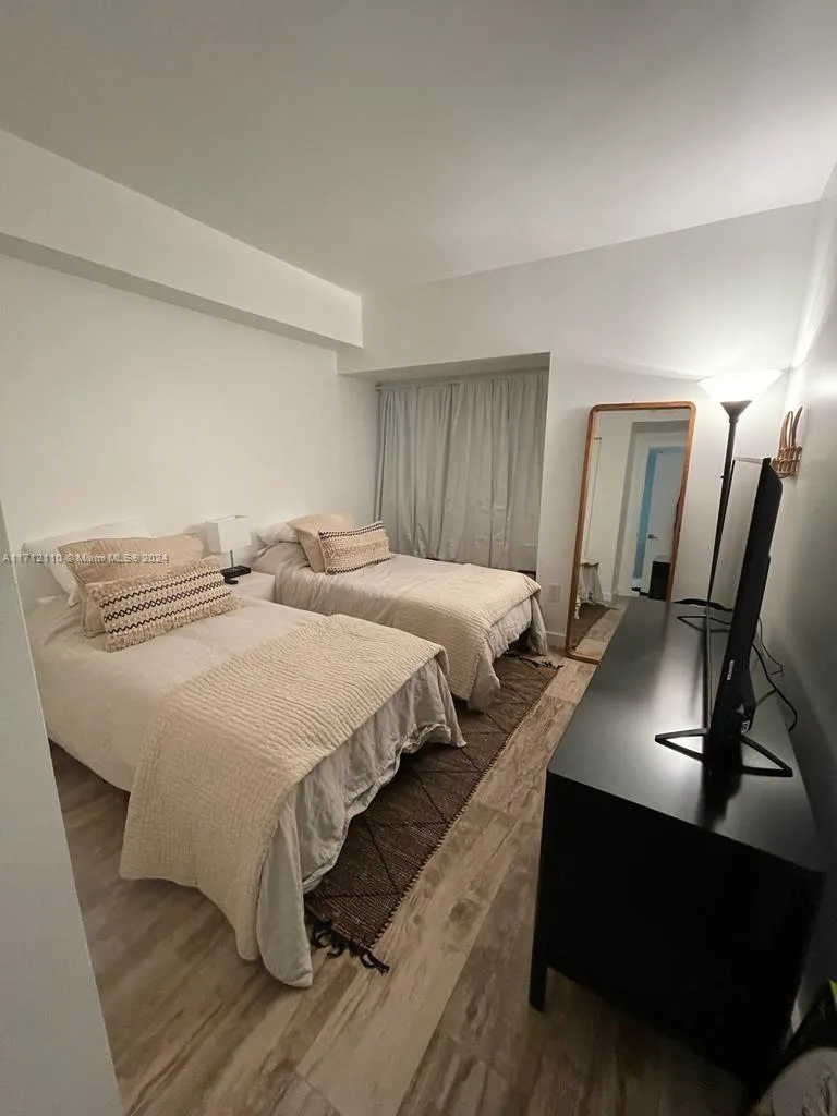 650 NE 32nd St # 3606, Miami, FL 33137 photo 5