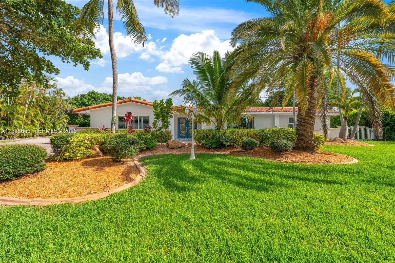 6561 Marlin Dr, Coral Gables, FL 33158 photo 2