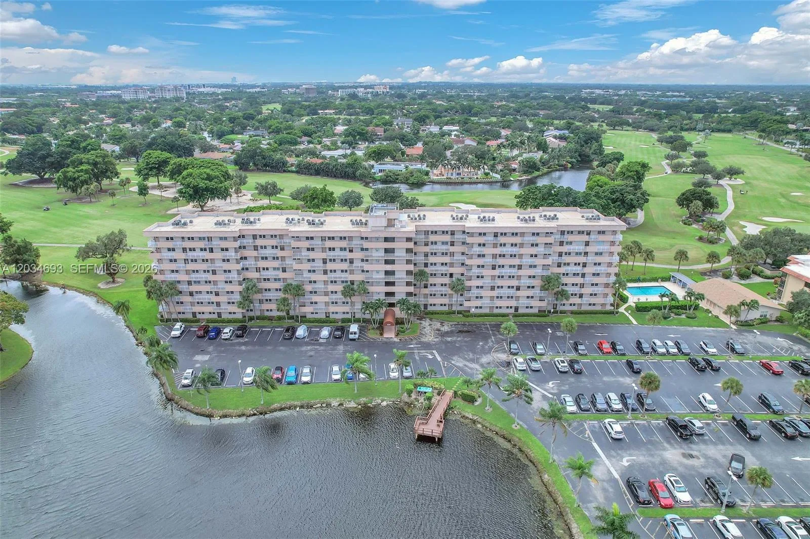 250 Jacaranda Dr # 704, Plantation, FL 33324
