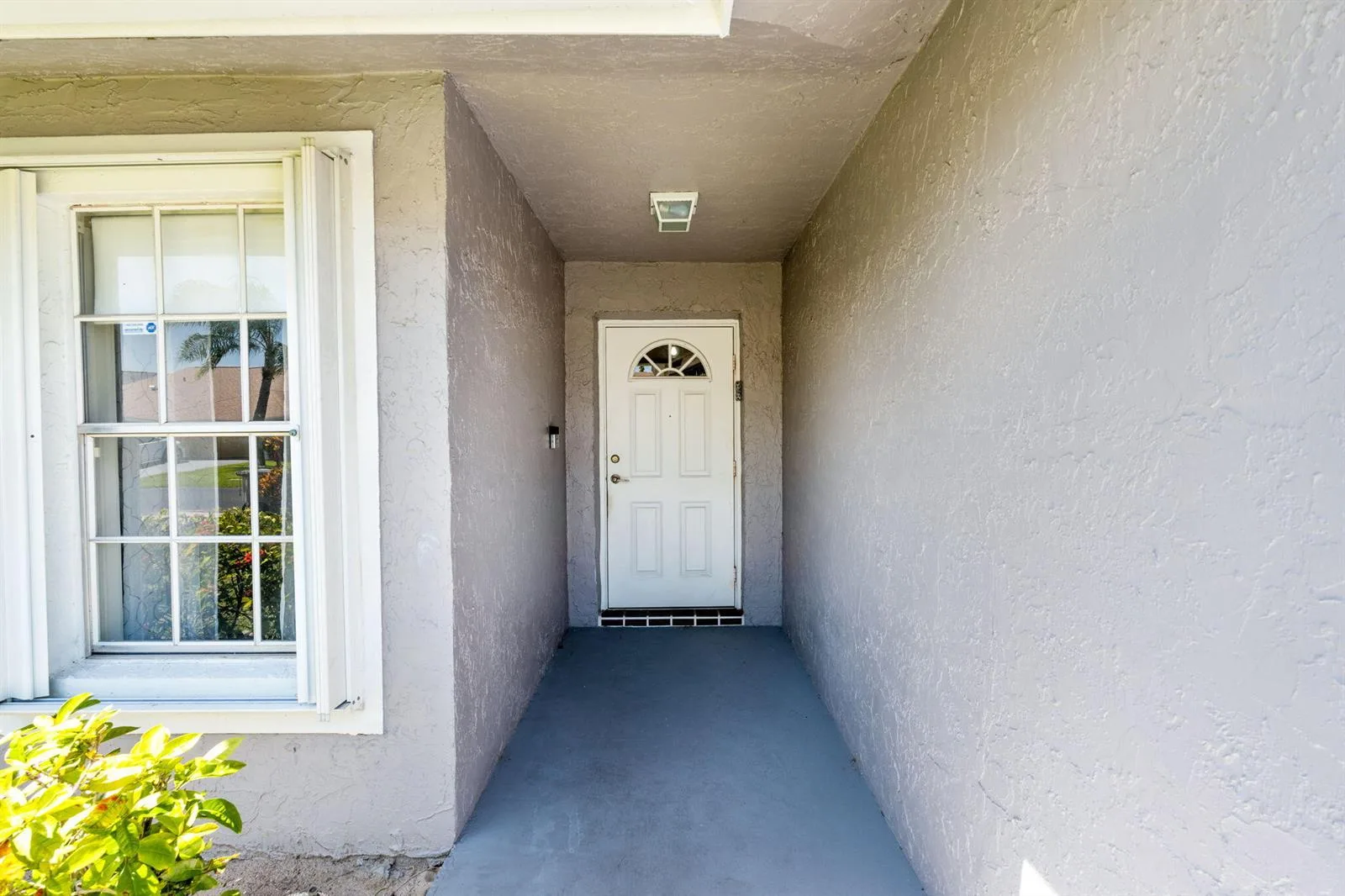 5256 Tiffany Anne Circle, West Palm Beach, FL 33417 photo 4