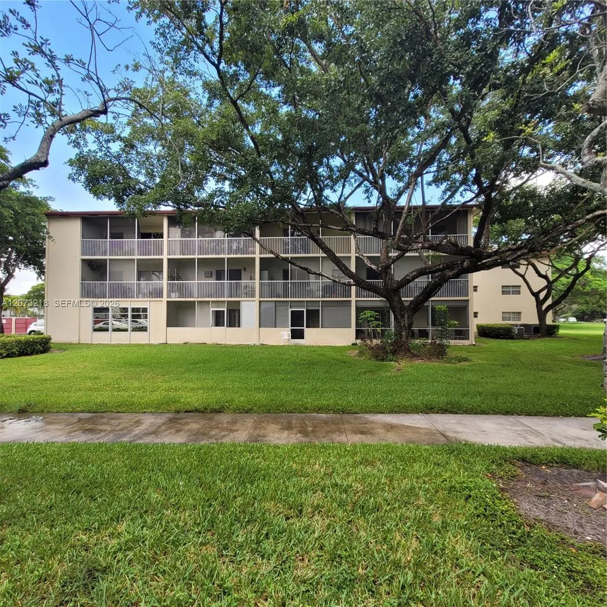 151 SW 134th Way # 212N, Pembroke Pines, FL 33027