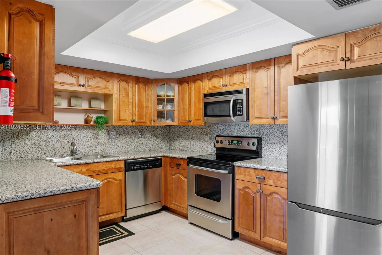 500 Three Islands Blvd # 917, Hallandale Beach, FL 33009 photo 10
