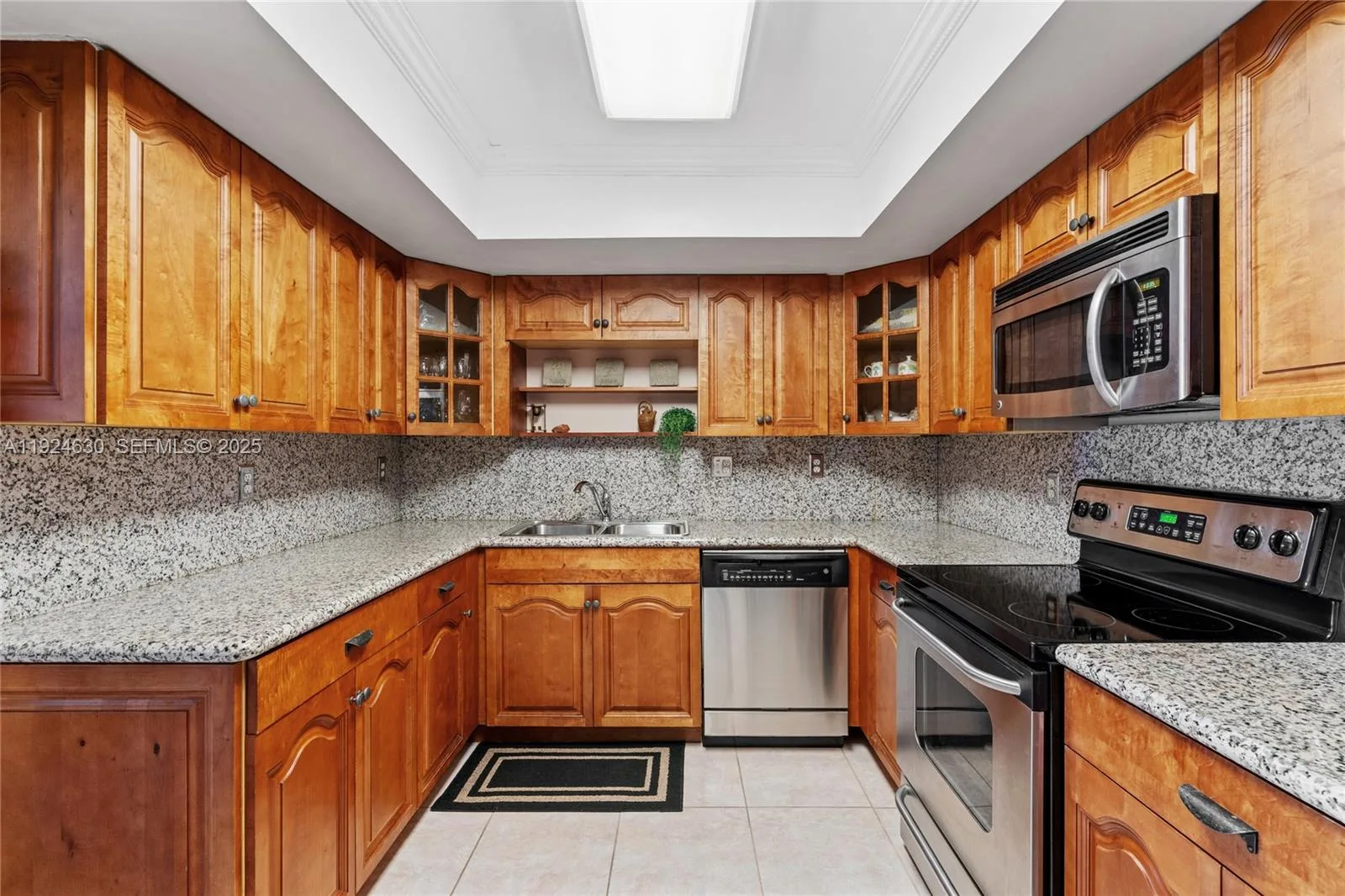 500 Three Islands Blvd # 917, Hallandale Beach, FL 33009 photo 11