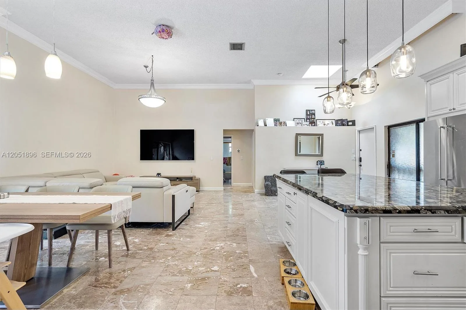 2707 S Parkview Dr, Hallandale Beach, FL 33009 photo 13