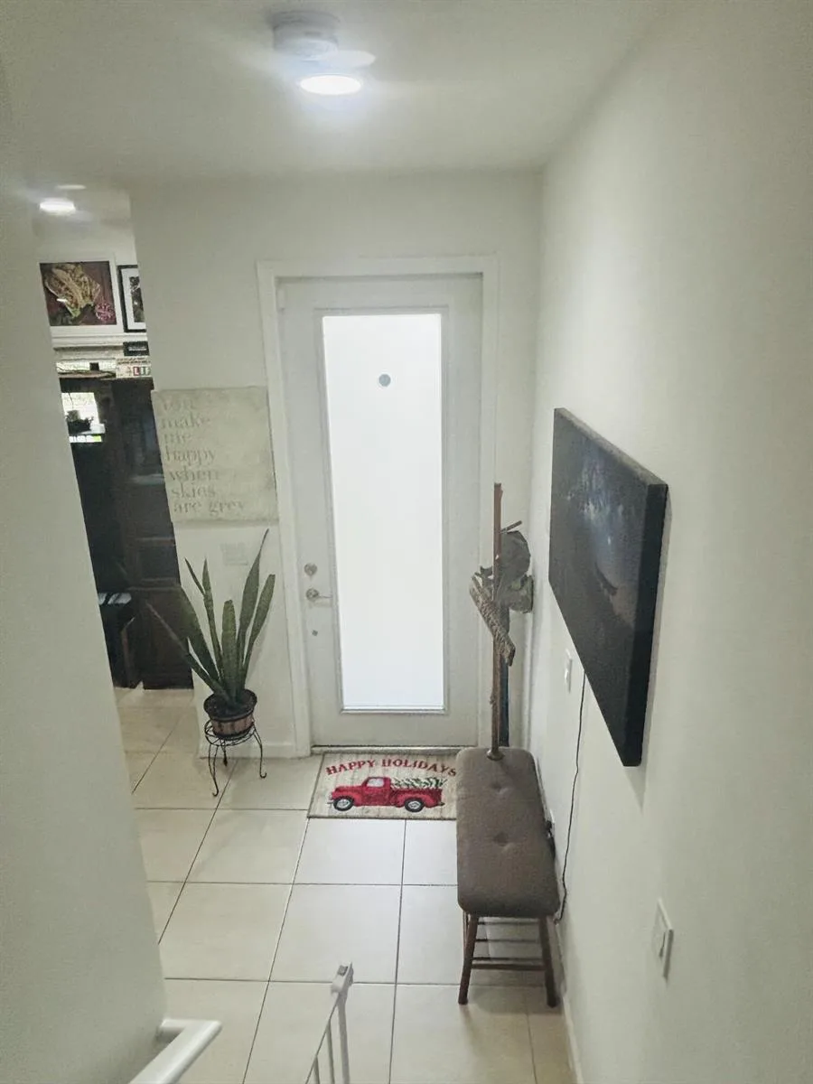 2132 NW 6TH Street, Fort Lauderdale, FL 33311 photo 4