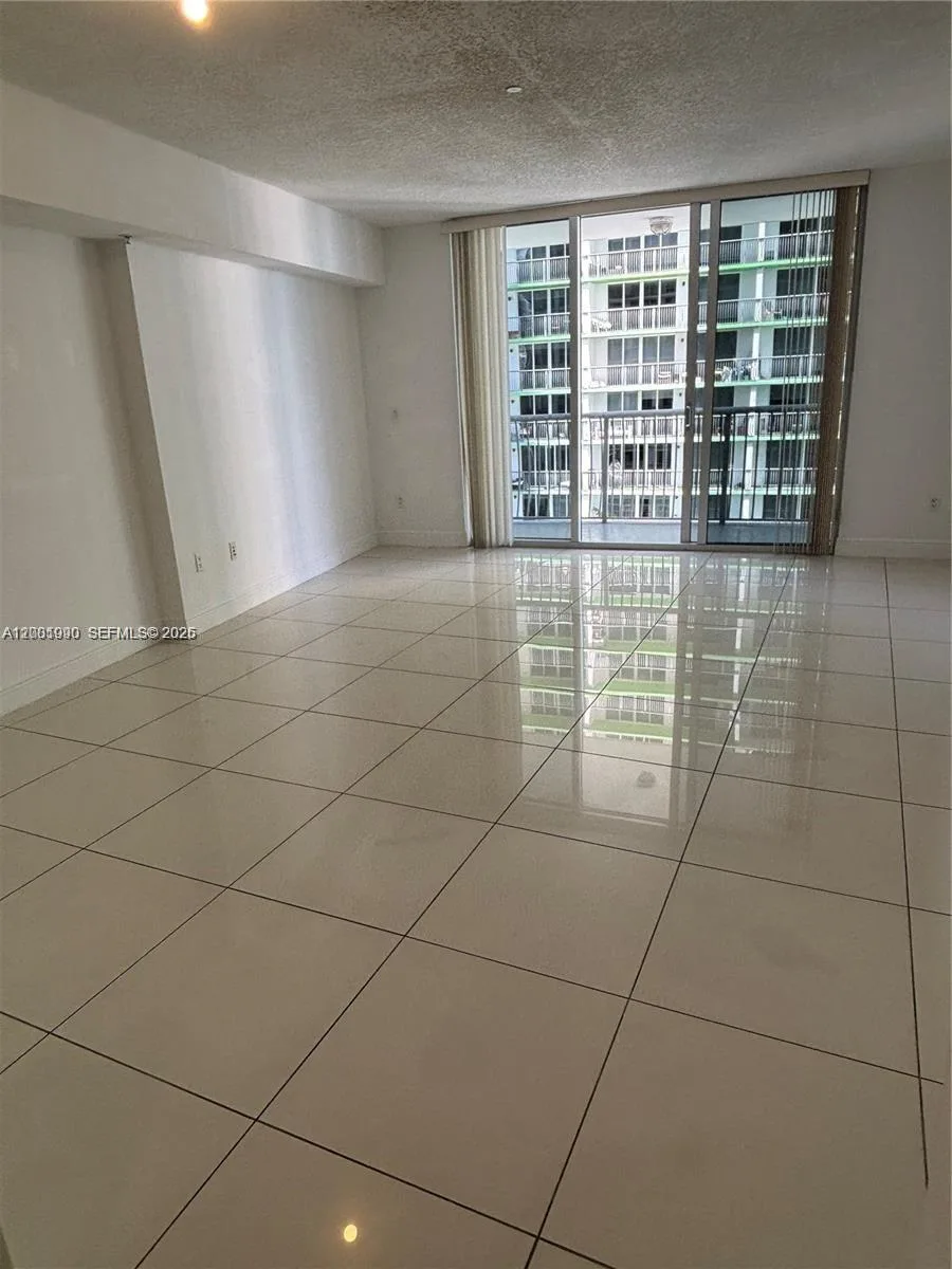 1750 N Bayshore Dr # 3007, Miami, FL 33132 photo 6