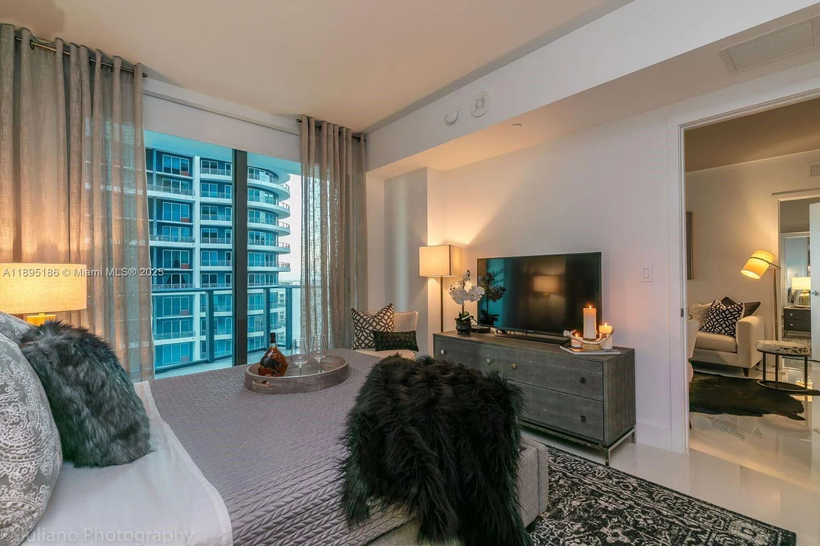 1300 S Miami Ave # 2109, Miami, FL 33131 photo 10