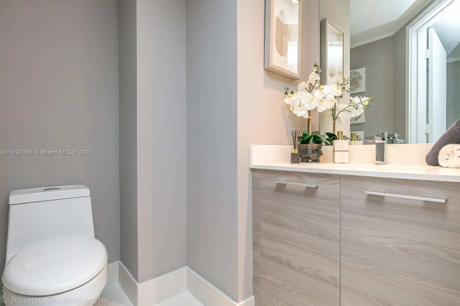 1300 S Miami Ave # 2109, Miami, FL 33131 photo 5