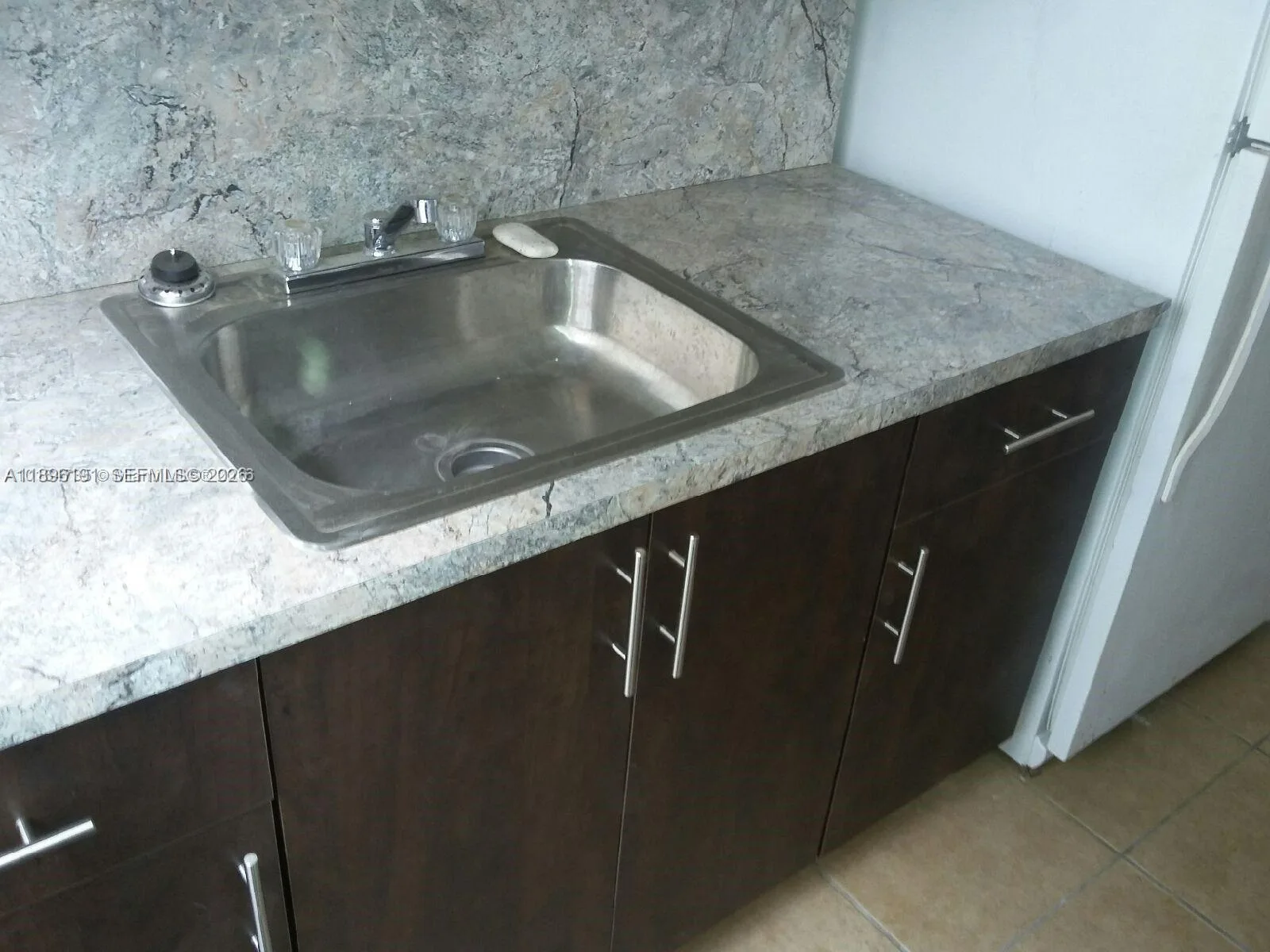 845 Michigan Ave, Miami Beach, FL 33139 photo 12