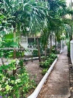 845 Michigan Ave, Miami Beach, FL 33139 photo 4